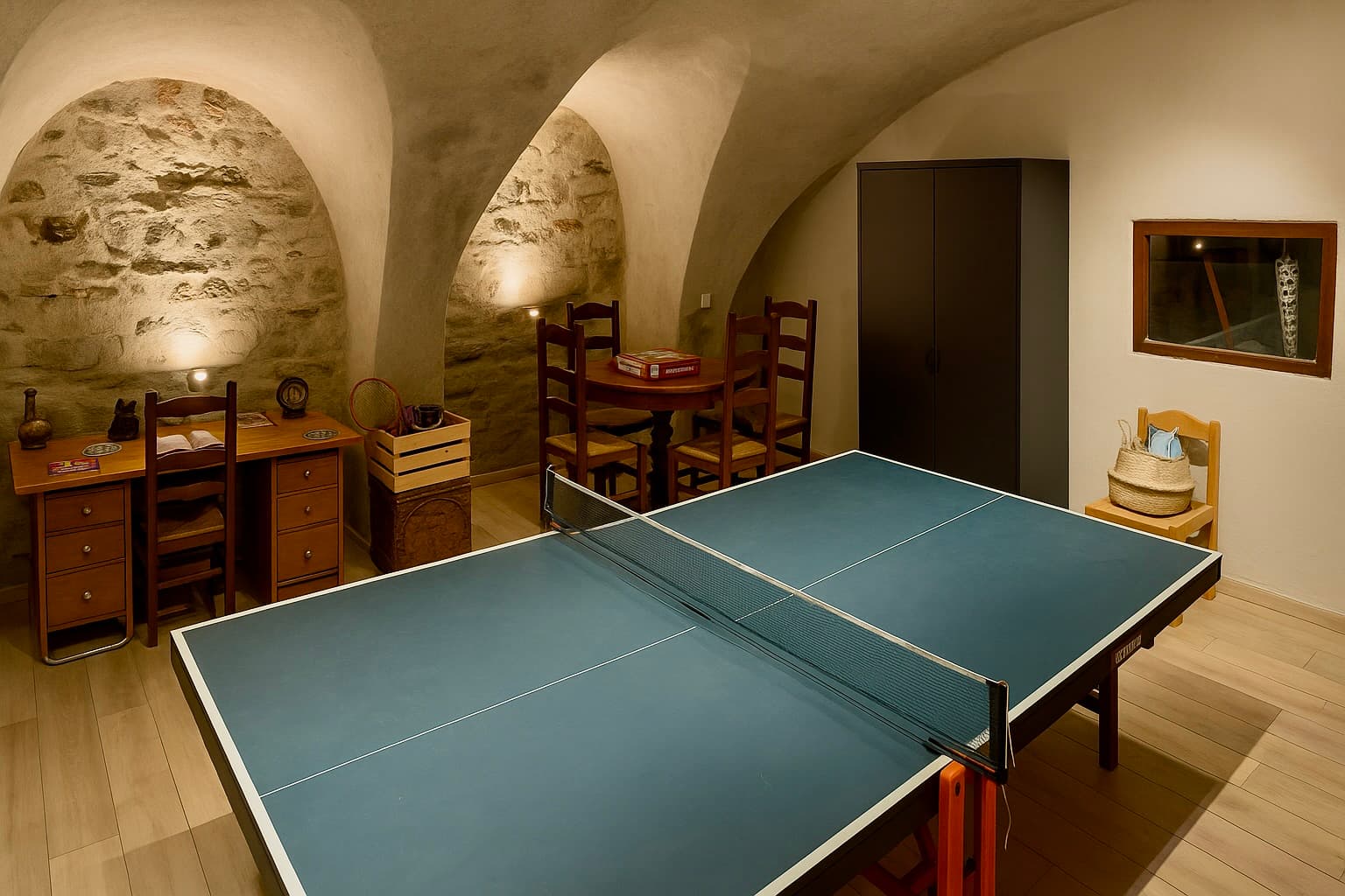 VÉNOSC 2 — Maison ancienne · cheminée & âme de village, photo 11 sur 11